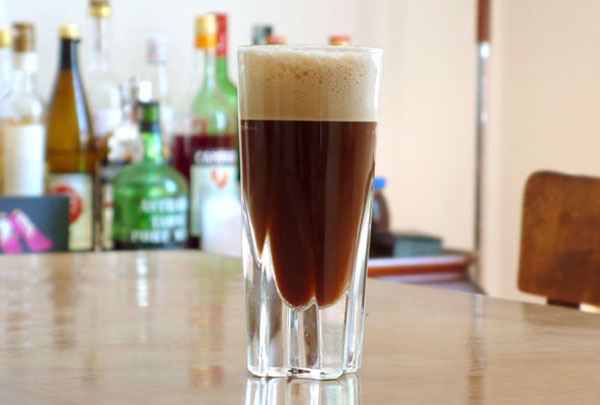 Caffe Shakerato im Glas