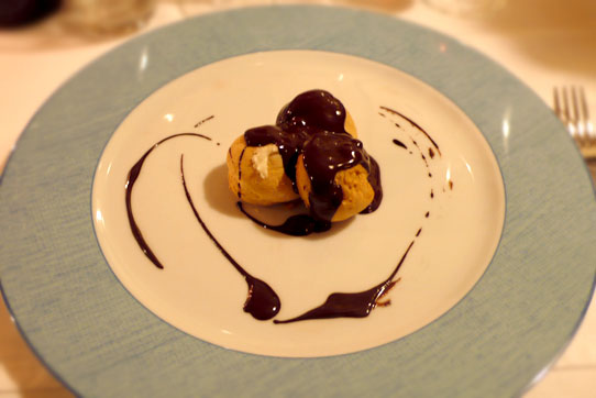 Profiteroles